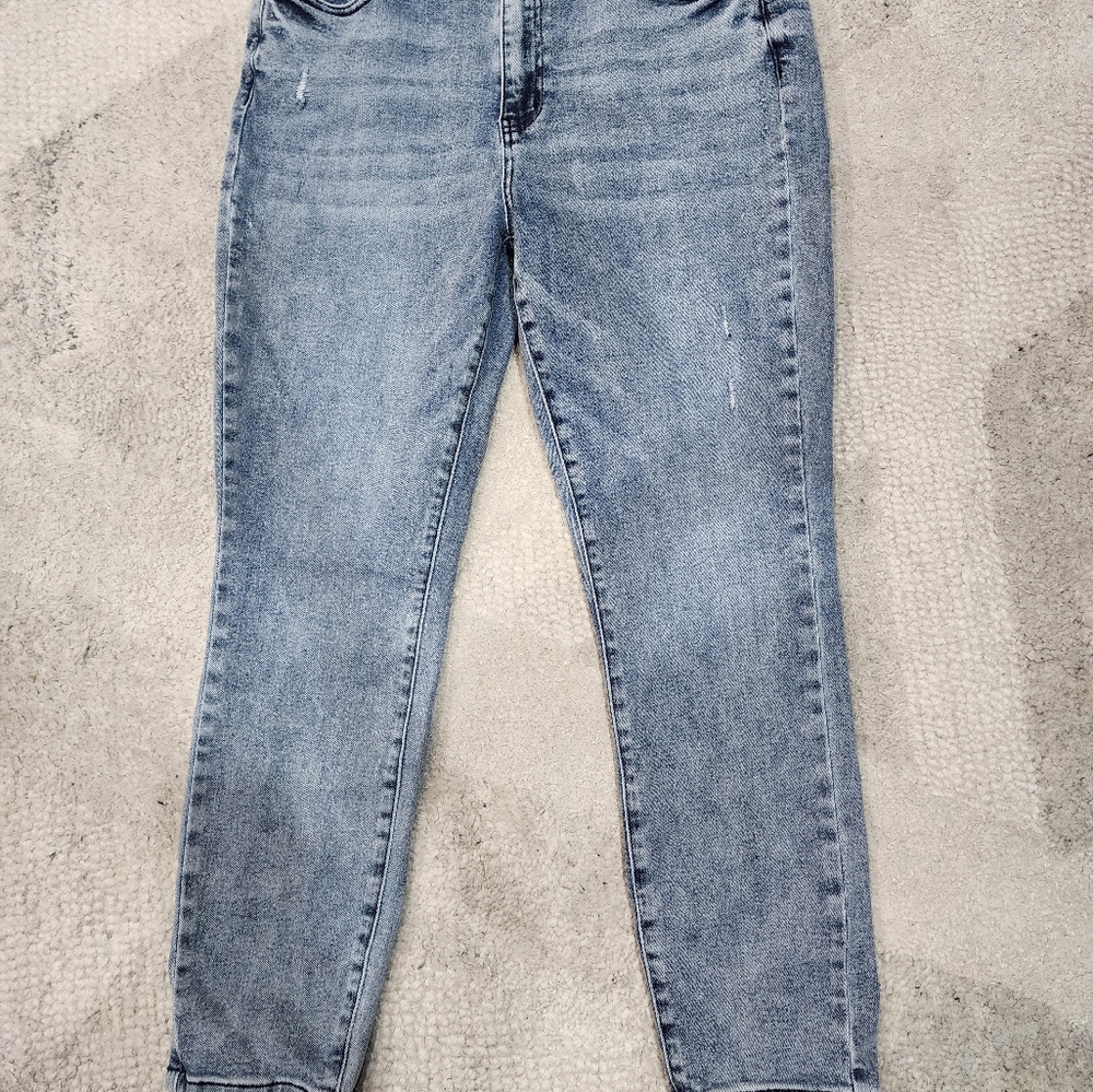 Judy Blue Slim Fit size 13/31